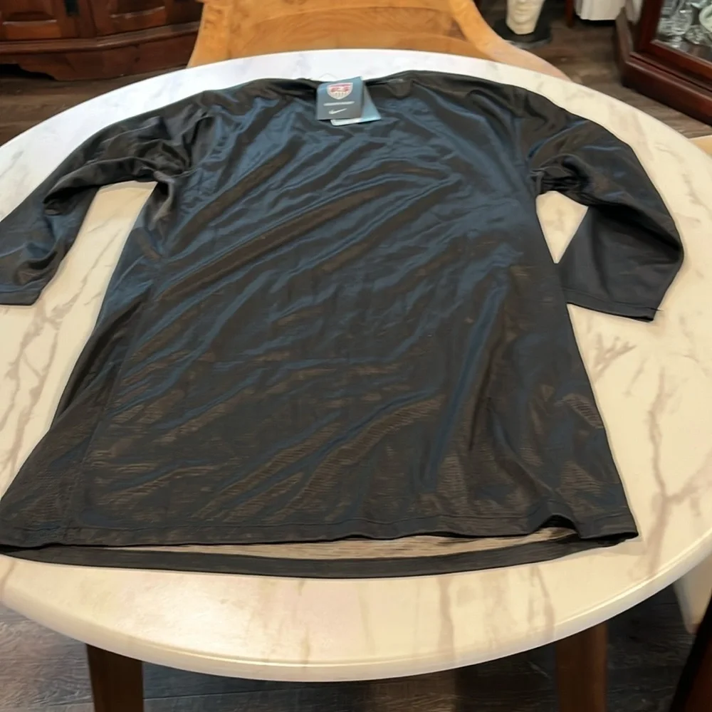 USWNT Goalkeeper Olympics Shirt Medium - Picture 4 of 16